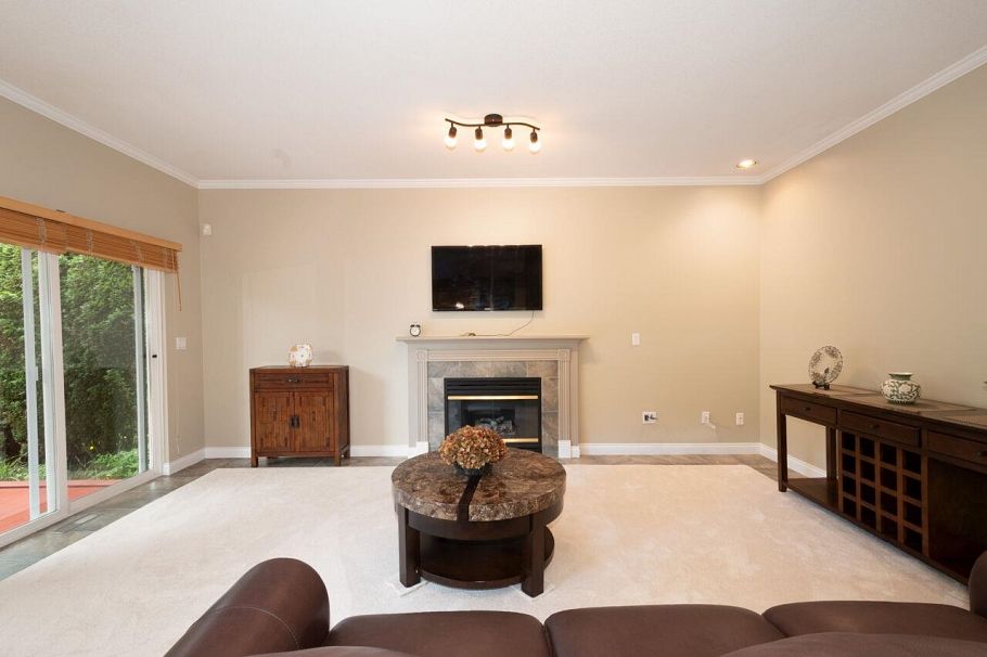 1273 Eldon Road North Vancouver, BC - 8