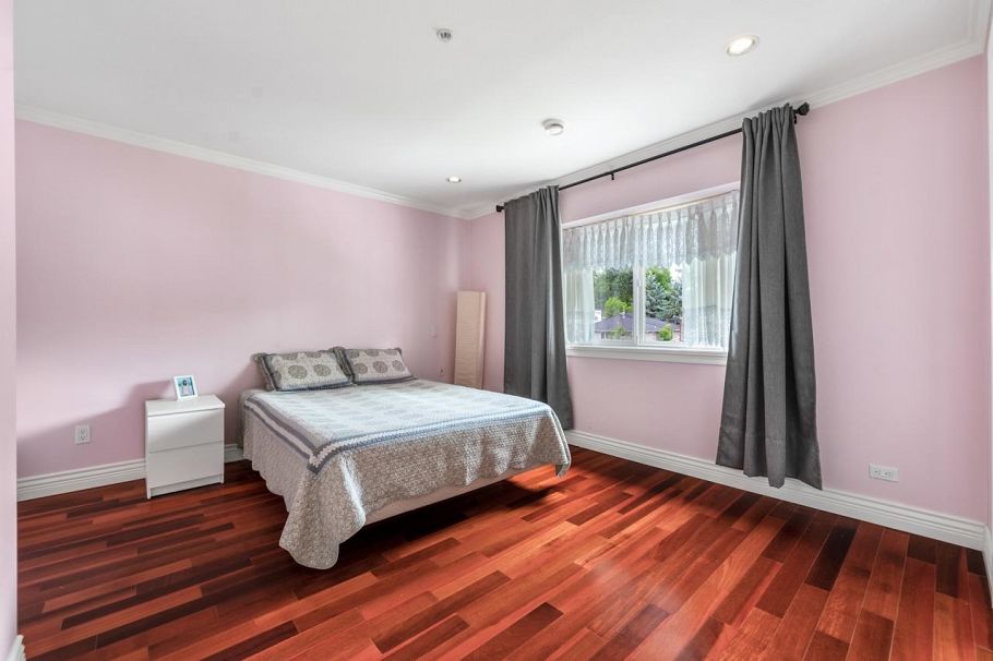 5396 Rhodes Street Vancouver, BC - 17