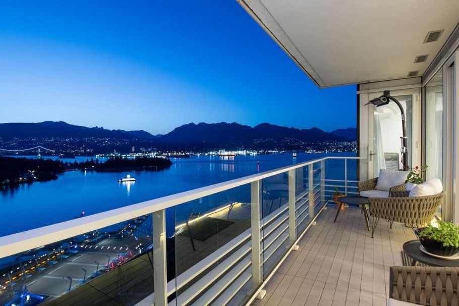 2908 1011 W Cordova Street Vancouver, BC - 1