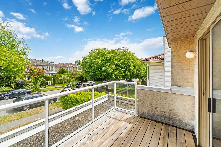 8489 French Street Vancouver, BC - 30