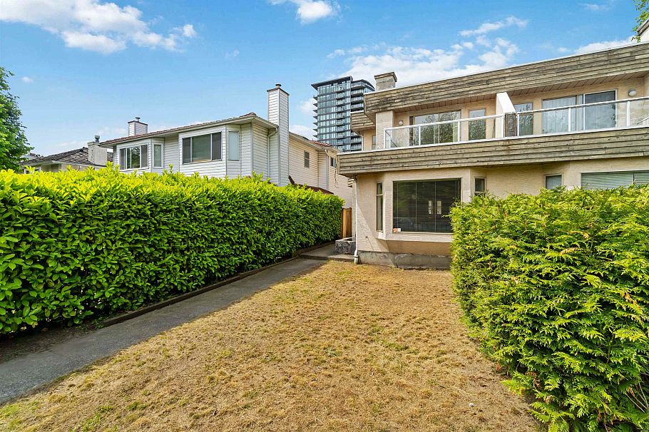 8489 French Street Vancouver, BC - 3