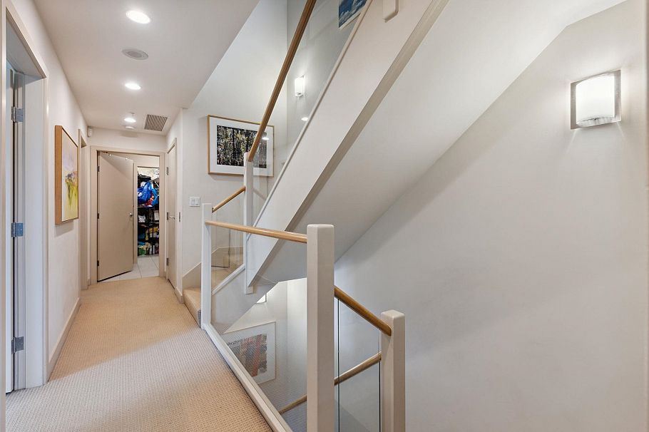 TH12 1233 W Cordova Street Vancouver, BC - 16