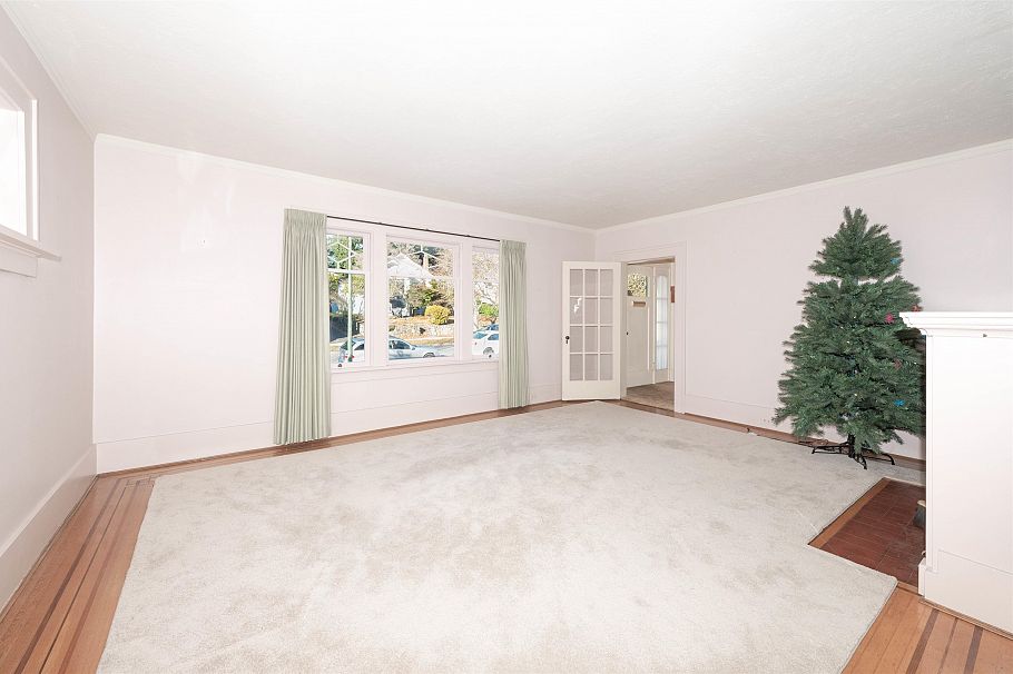 3548 W 37th Avenue Vancouver, BC - 8