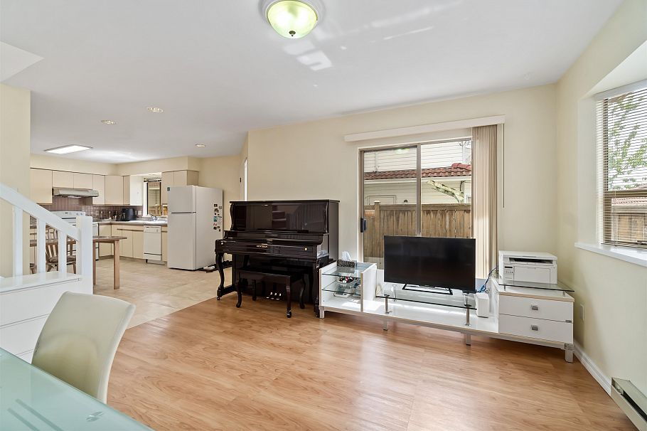 8489 French Street Vancouver, BC - 15