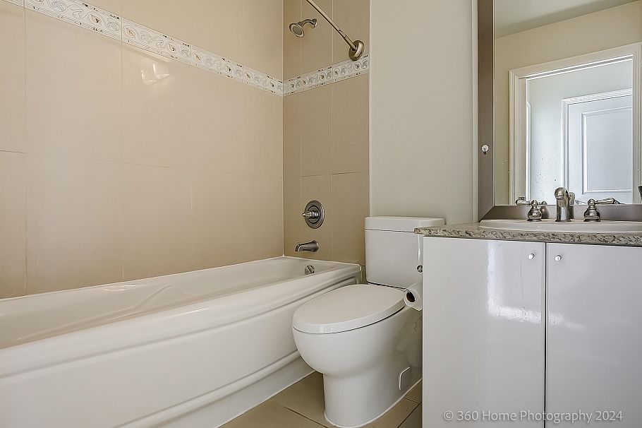 303 1211 Melville Street Vancouver, BC - 19