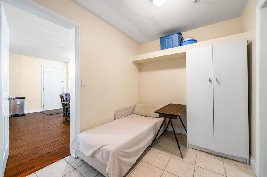 5396 Rhodes Street Vancouver, BC - 19