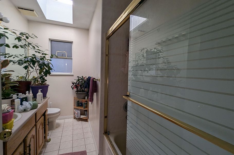 3061 Parker Street Vancouver, BC - 7