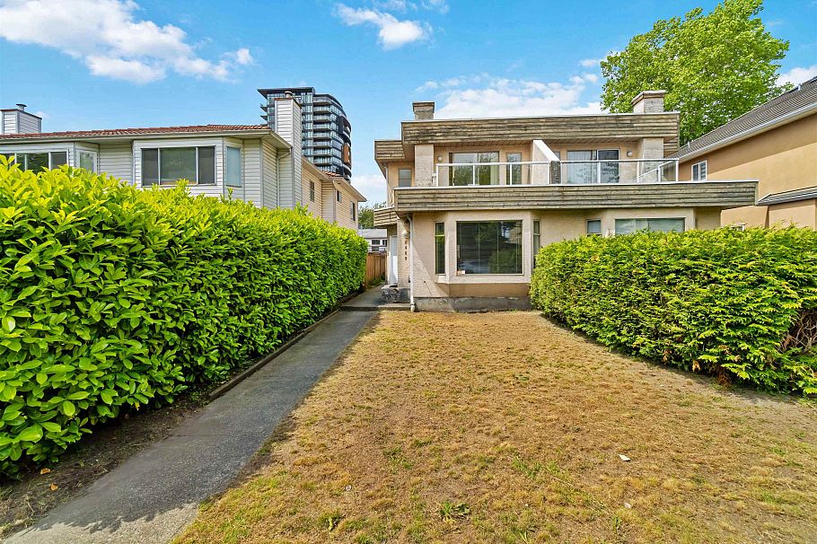 8489 French Street Vancouver, BC - 2
