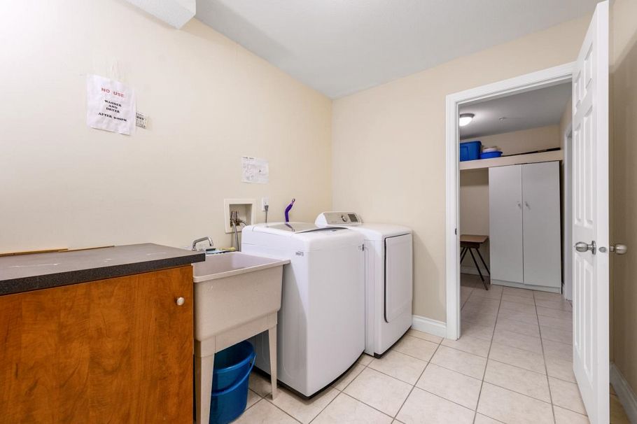 5396 Rhodes Street Vancouver, BC - 22