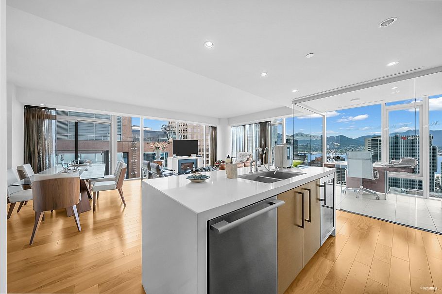 3002 667 Howe Street Vancouver, BC - 12