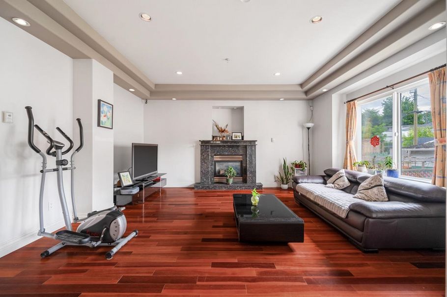 5396 Rhodes Street Vancouver, BC - 7