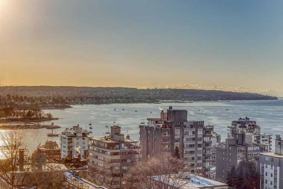 1401 1365 Davie Street Vancouver, BC - 1