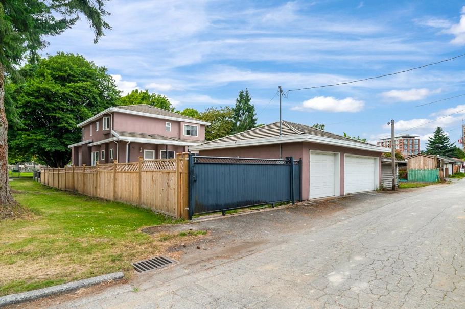 5396 Rhodes Street Vancouver, BC - 28