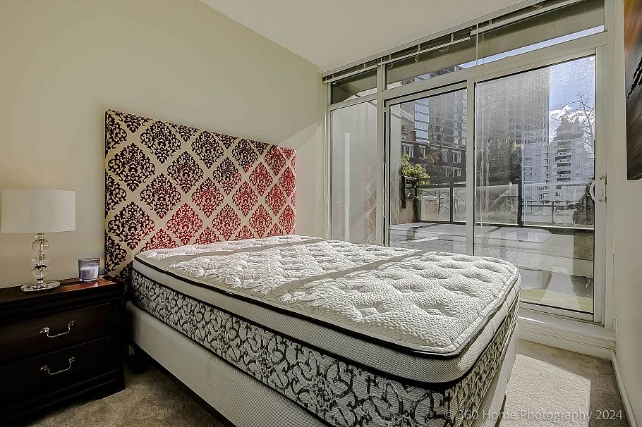 303 1211 Melville Street Vancouver, BC - 14