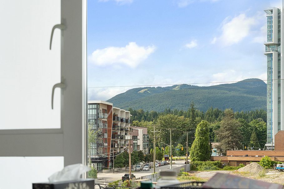 309 1519 Crown Street North Vancouver, BC - 22