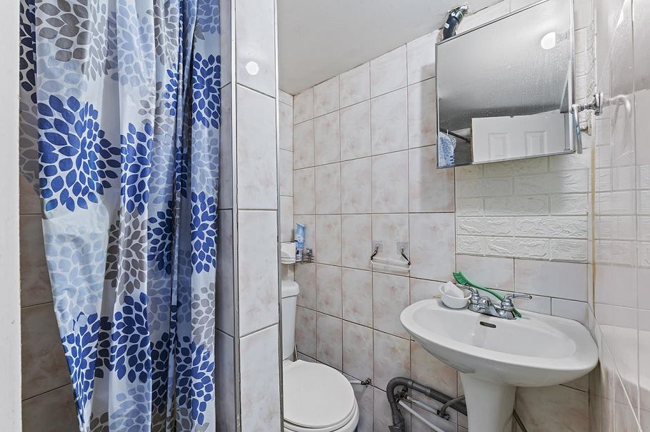 4867 Chatham Street Vancouver, BC - 24