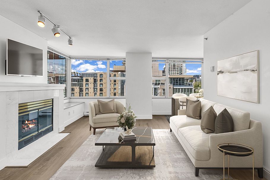 910 1500 Hornby Street Vancouver, BC - 3