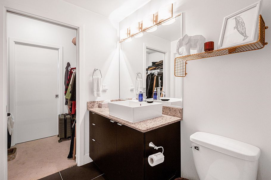 611 298 E 11th Avenue Vancouver, BC - 10