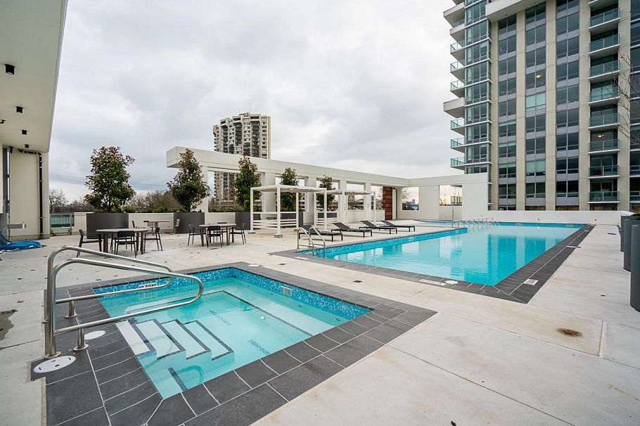 1702 1632 Lions Gate Lane North Vancouver, BC - 36