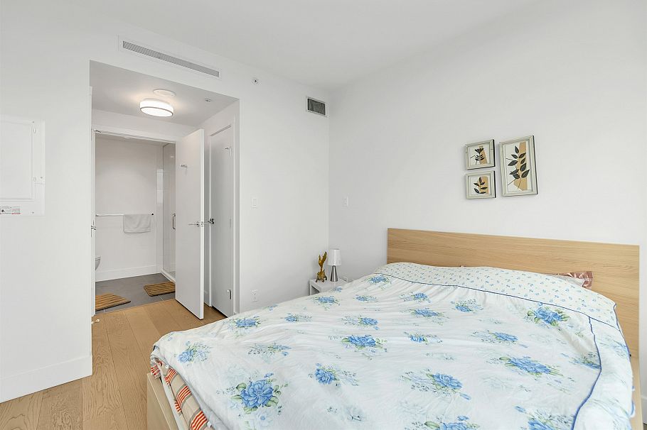 1702 1632 Lions Gate Lane North Vancouver, BC - 31