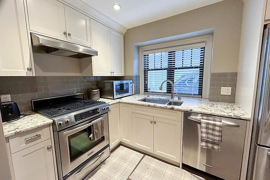 4671 13th Avenue Vancouver, BC - 31