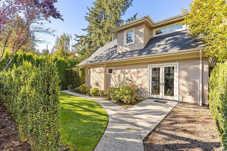 4671 13th Avenue Vancouver, BC - 25