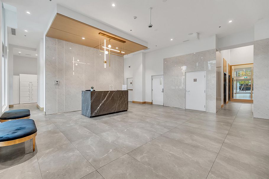 1702 1632 Lions Gate Lane North Vancouver, BC - 34