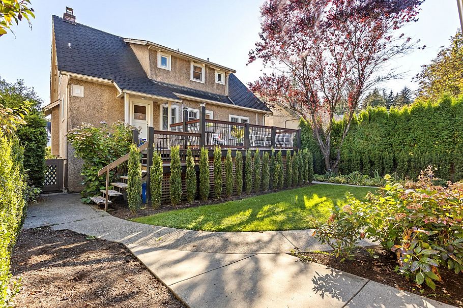 4671 13th Avenue Vancouver, BC - 24