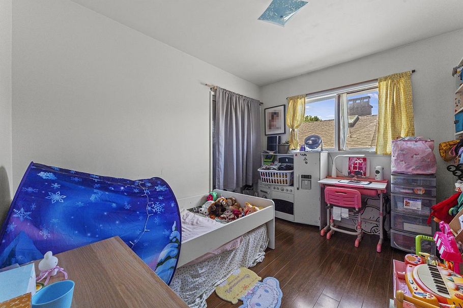 4867 Chatham Street Vancouver, BC - 18