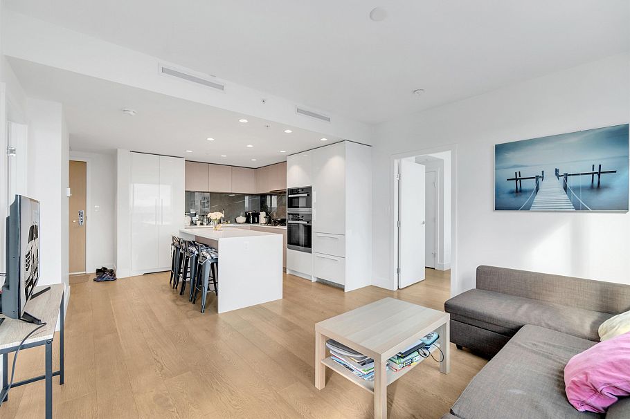 1702 1632 Lions Gate Lane North Vancouver, BC - 9