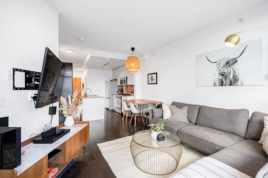 611 298 E 11th Avenue Vancouver, BC - 12