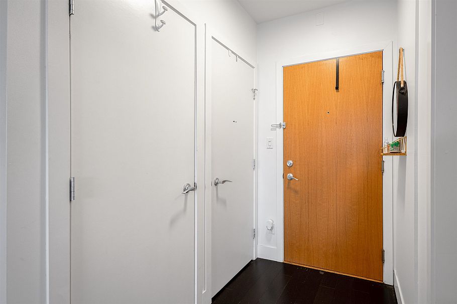 611 298 E 11th Avenue Vancouver, BC - 14