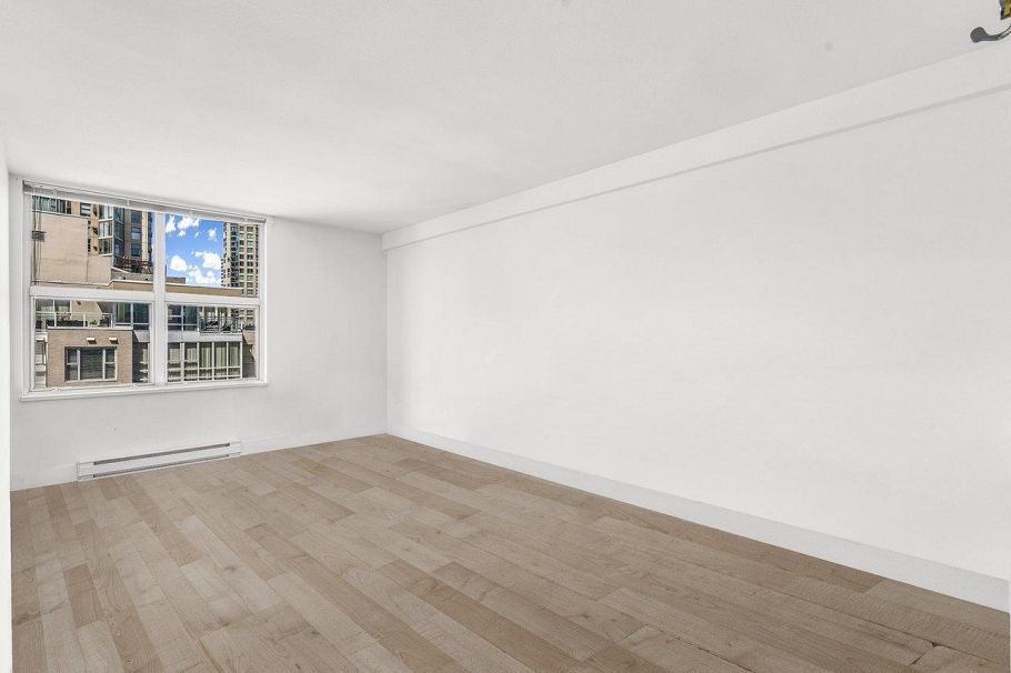 910 1500 Hornby Street Vancouver, BC - 10