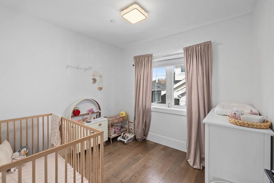 2252 Grant Street Vancouver, BC - 11