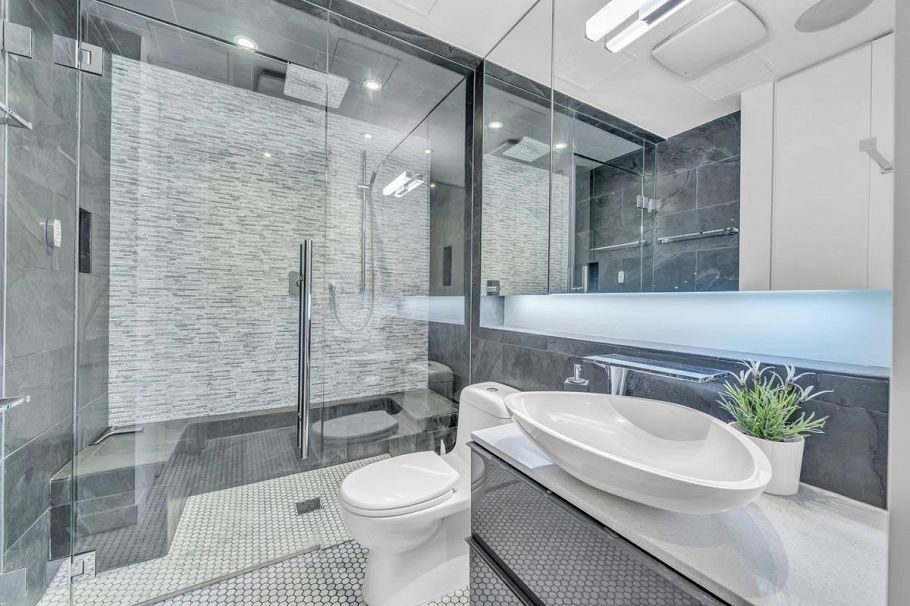 305 12 Water Street Vancouver, BC - 13