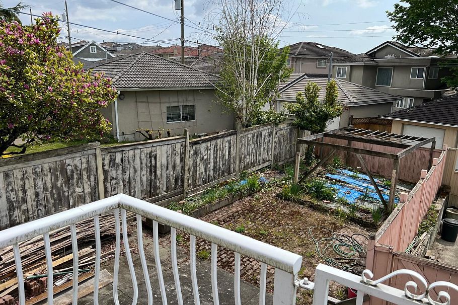 2068 Scarboro Avenue Vancouver, BC - 4