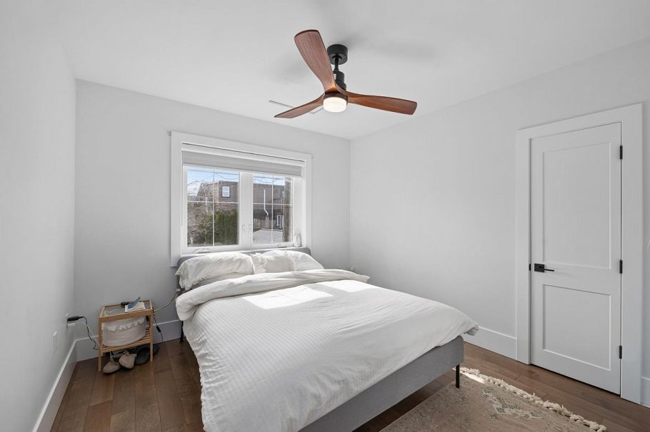 2252 Grant Street Vancouver, BC - 8