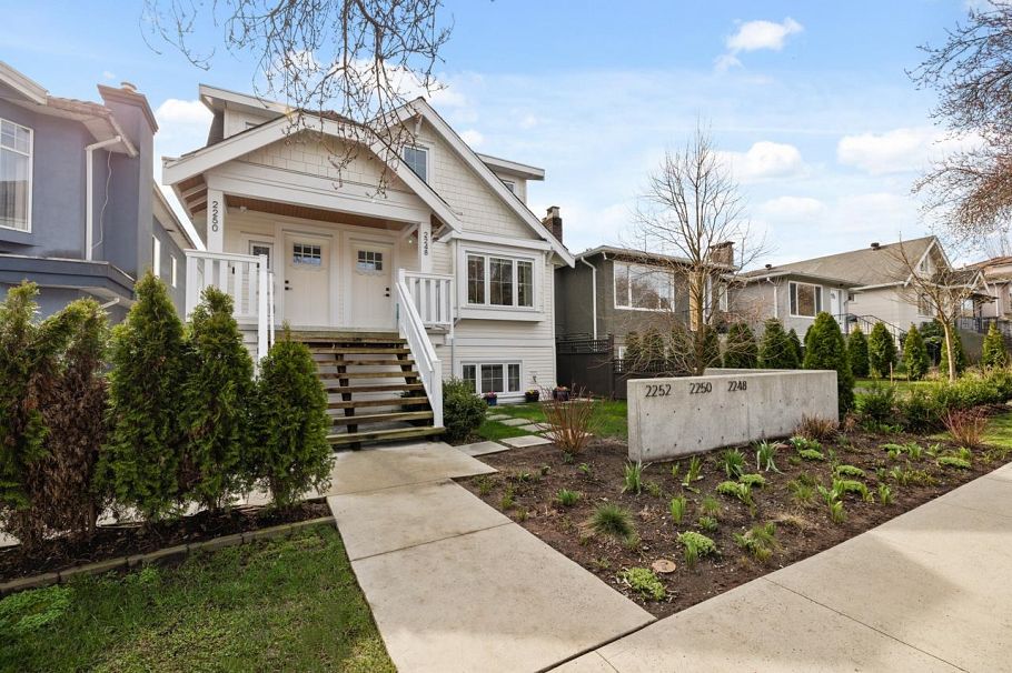2252 Grant Street Vancouver, BC - 14