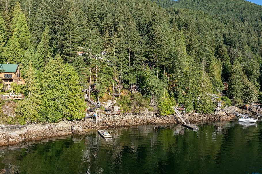 316 Sasamat Lane North Vancouver, BC - 32