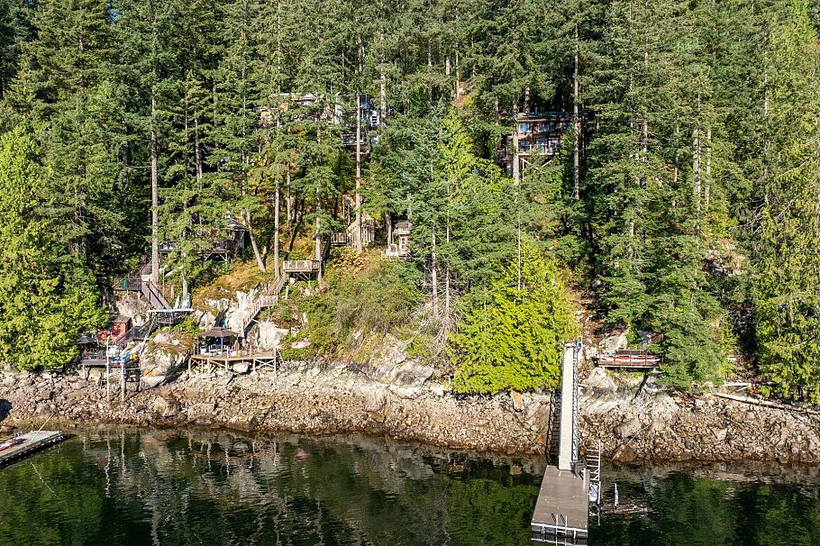 316 Sasamat Lane North Vancouver, BC - 34