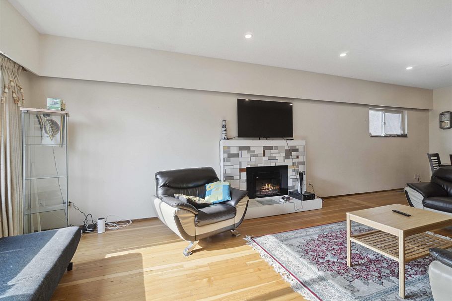 620 Slocan Street Vancouver, BC - 4