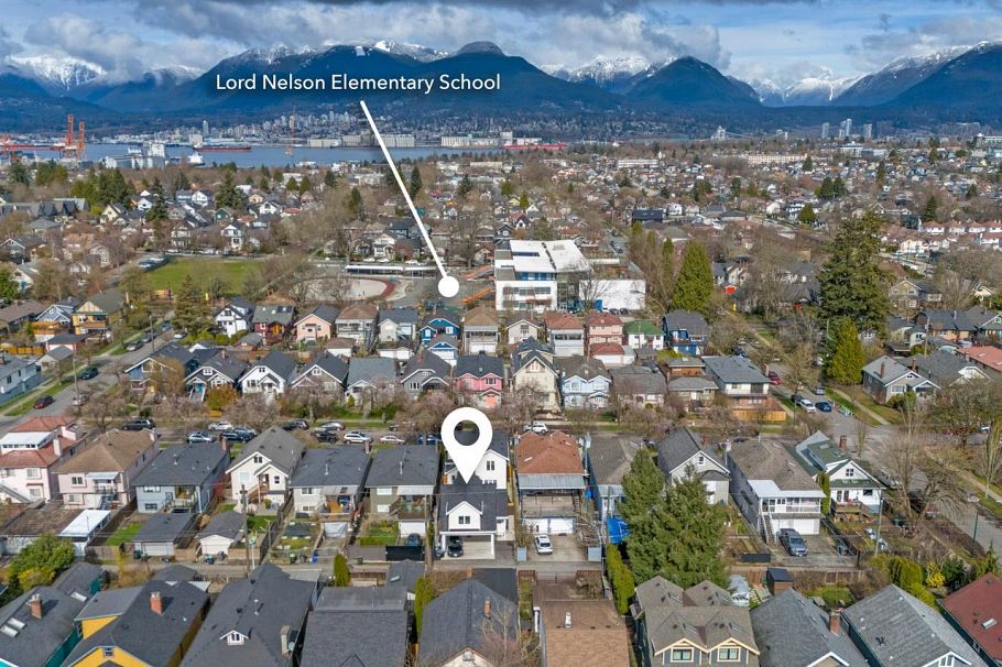 2252 Grant Street Vancouver, BC - 19