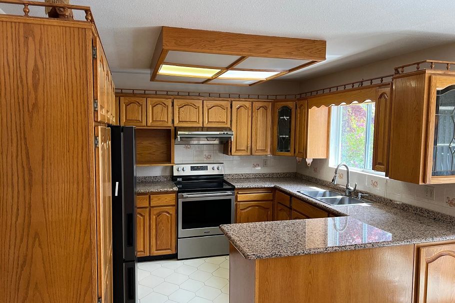 2068 Scarboro Avenue Vancouver, BC - 5