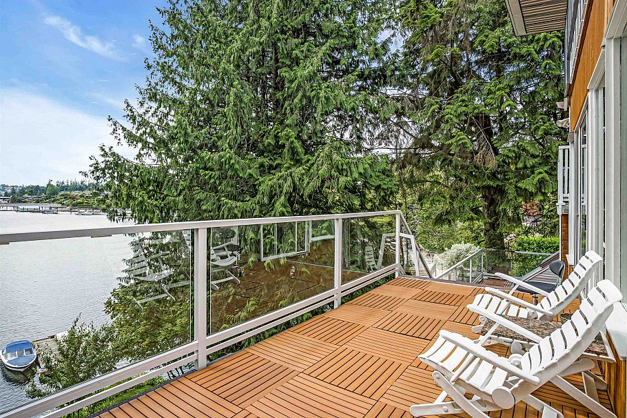 4515 Stonehaven Avenue North Vancouver, BC - 22