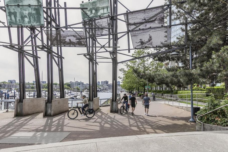 802 1199 Marinaside Crescent Vancouver, BC - 23