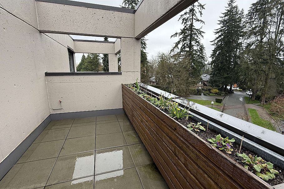 512 4900 Cartier Street Vancouver, BC - 24