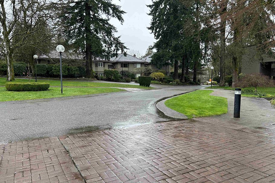 512 4900 Cartier Street Vancouver, BC - 28