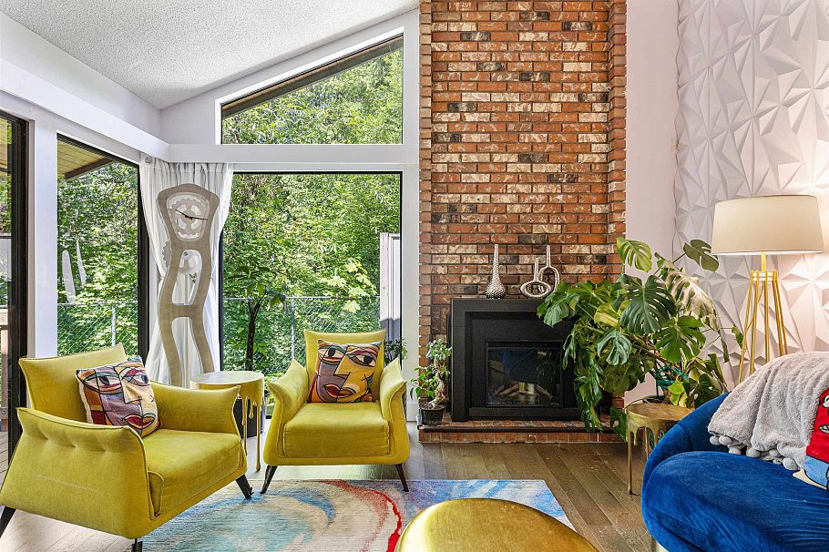 2873 Capilano Road North Vancouver, BC - 3