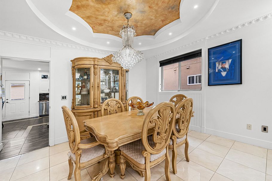 1060 E 61st Avenue Vancouver, BC - 6