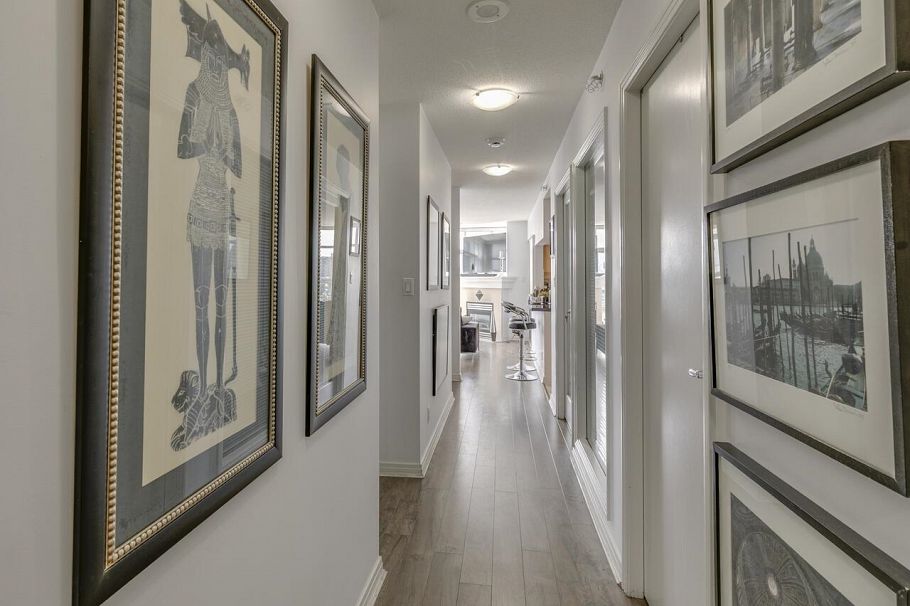 802 1199 Marinaside Crescent Vancouver, BC - 12